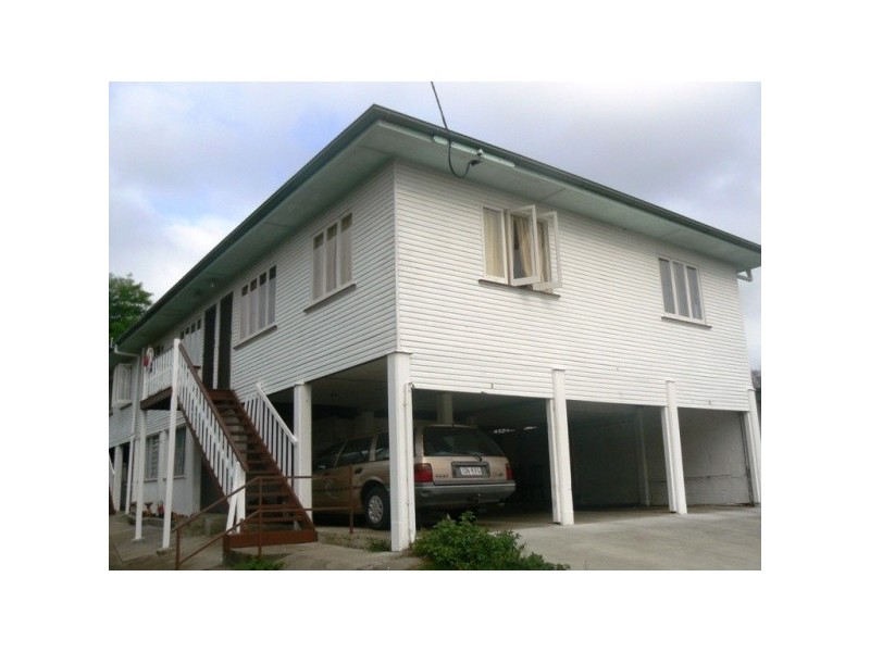 3/6 Boongall Street, Camp Hill QLD 4152