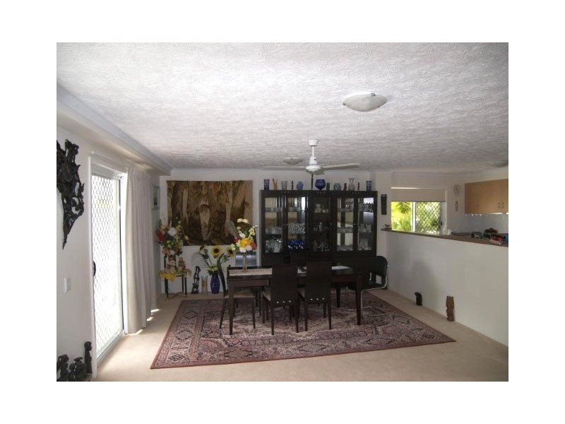 4/27 Walton Street, Southport QLD 4215