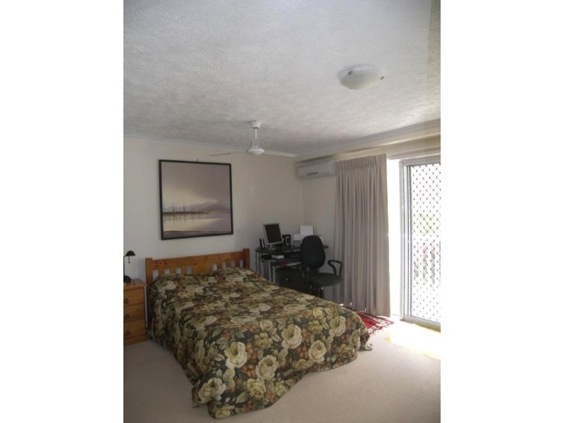 4/27 Walton Street, Southport QLD 4215