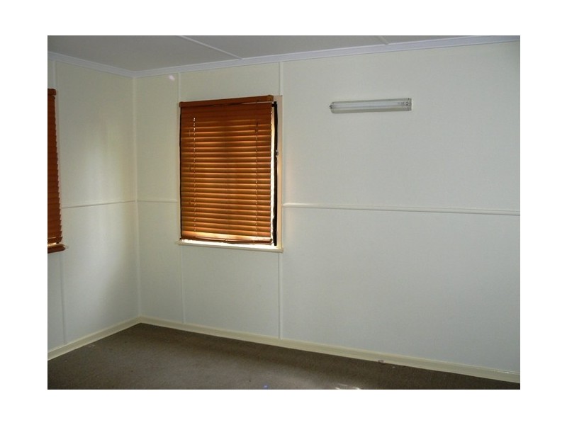 93 Thomas Street, Birkdale QLD 4159