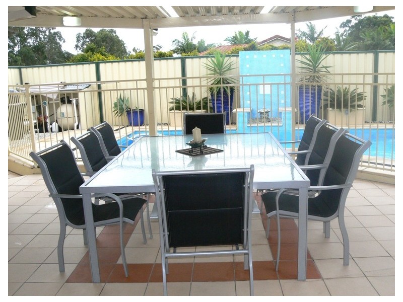 1 Amber Place, Alexandra Hills QLD 4161