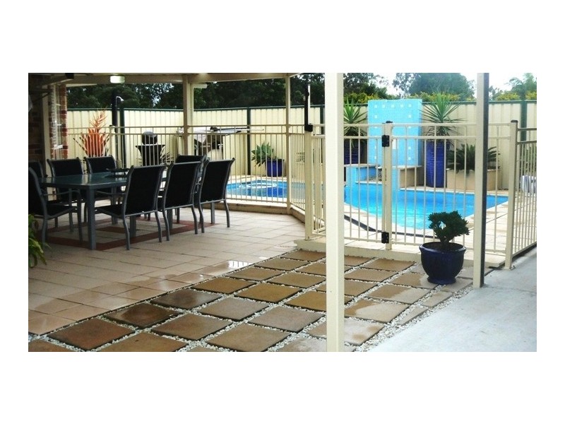 1 Amber Place, Alexandra Hills QLD 4161