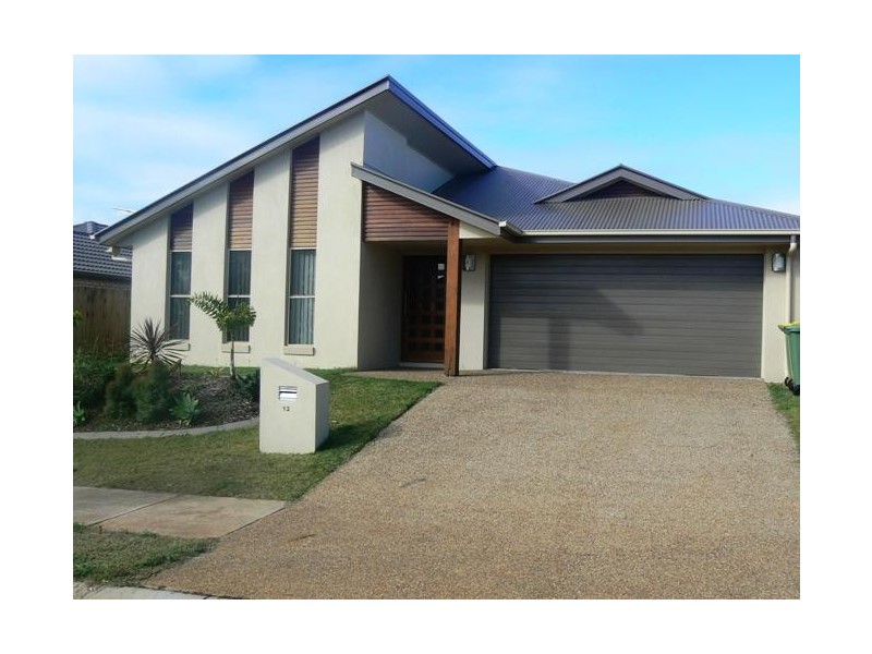 13 Hillcrest Street, Wellington Point QLD 4160