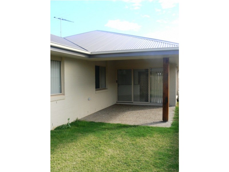 13 Hillcrest Street, Wellington Point QLD 4160