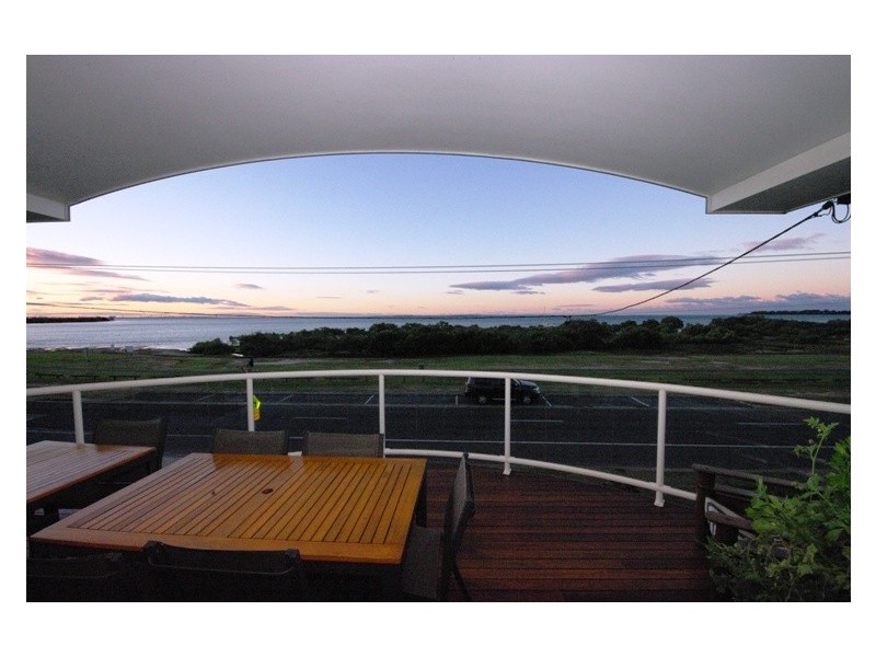 276 Queens Esplanade, Thorneside QLD 4158