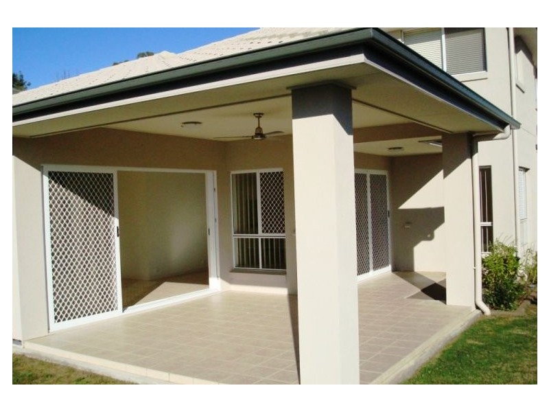 2 Hillcroft Place, Belmont QLD 4153