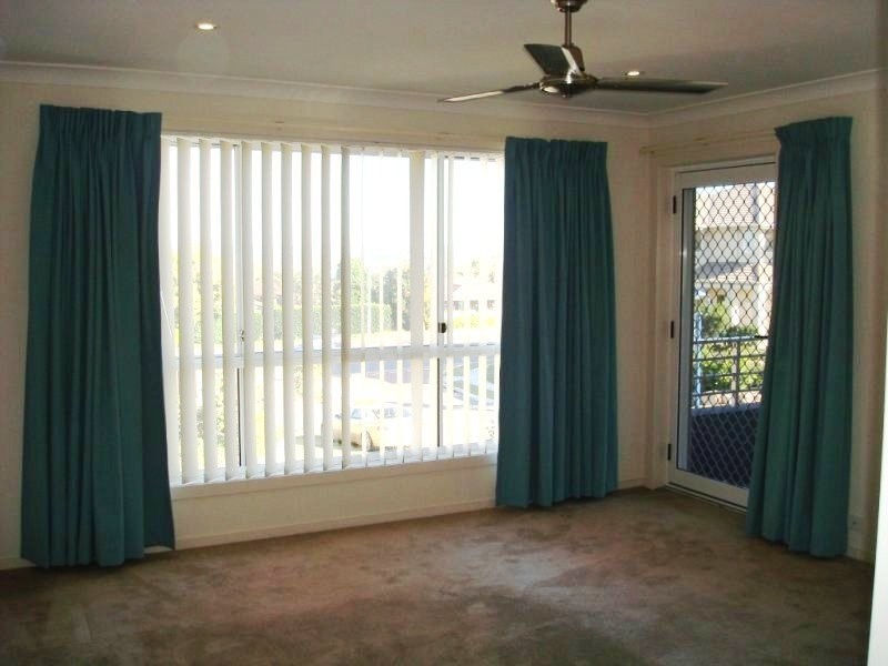 2 Hillcroft Place, Belmont QLD 4153