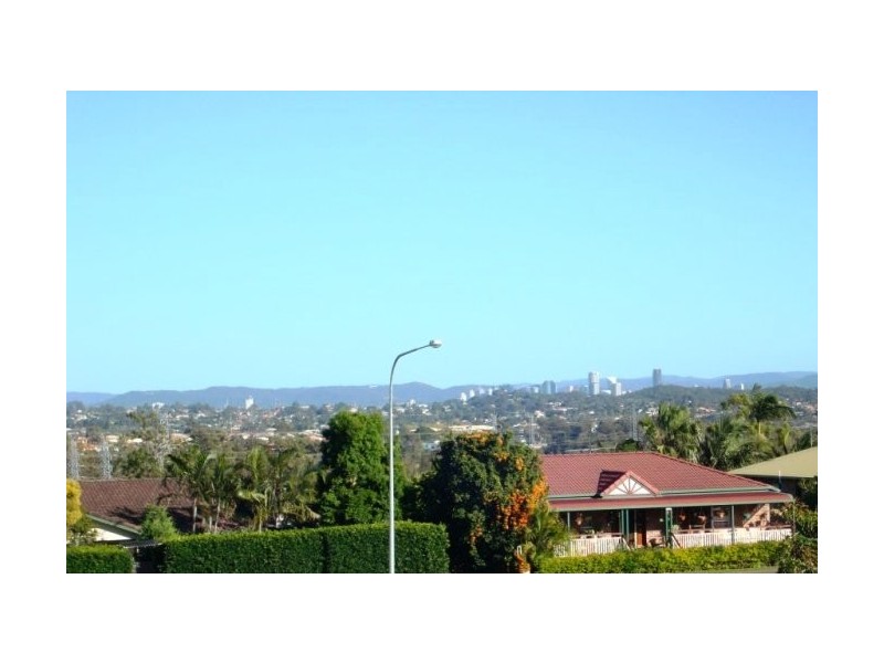 2 Hillcroft Place, Belmont QLD 4153