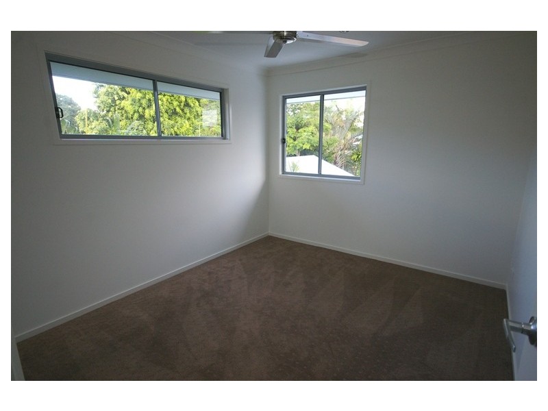 32 Waterview Avenue, Wynnum QLD 4178