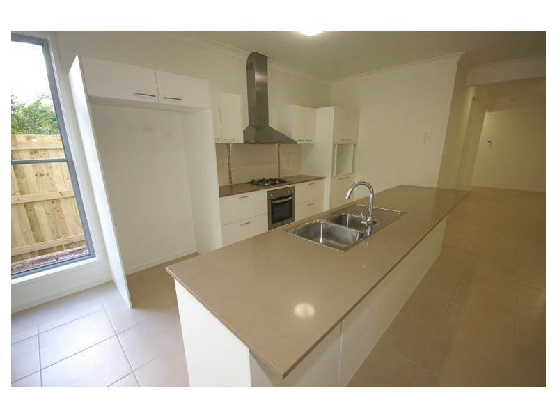 32 Waterview Avenue, Wynnum QLD 4178