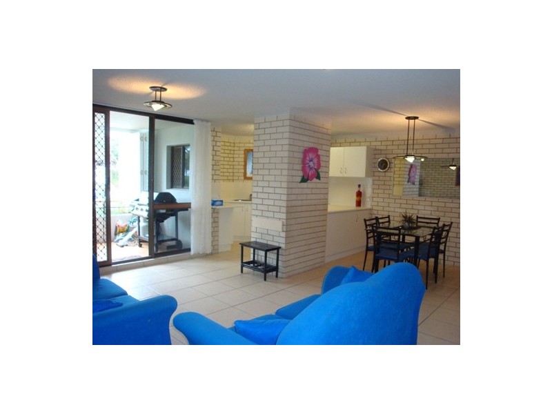 2/46 Alexandra Parade, Maroochydore QLD 4558