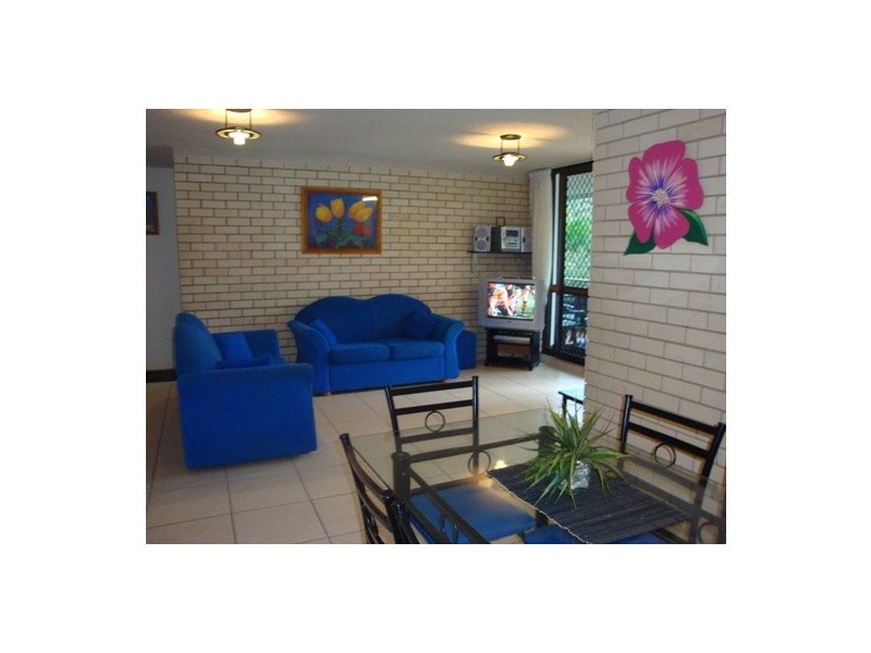 2/46 Alexandra Parade, Maroochydore QLD 4558