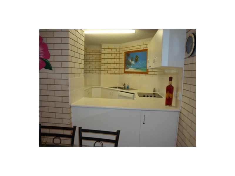 2/46 Alexandra Parade, Maroochydore QLD 4558