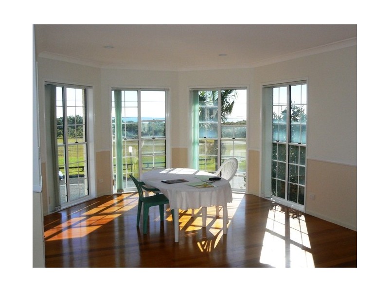 320 Queens Esplande, Birkdale QLD 4159