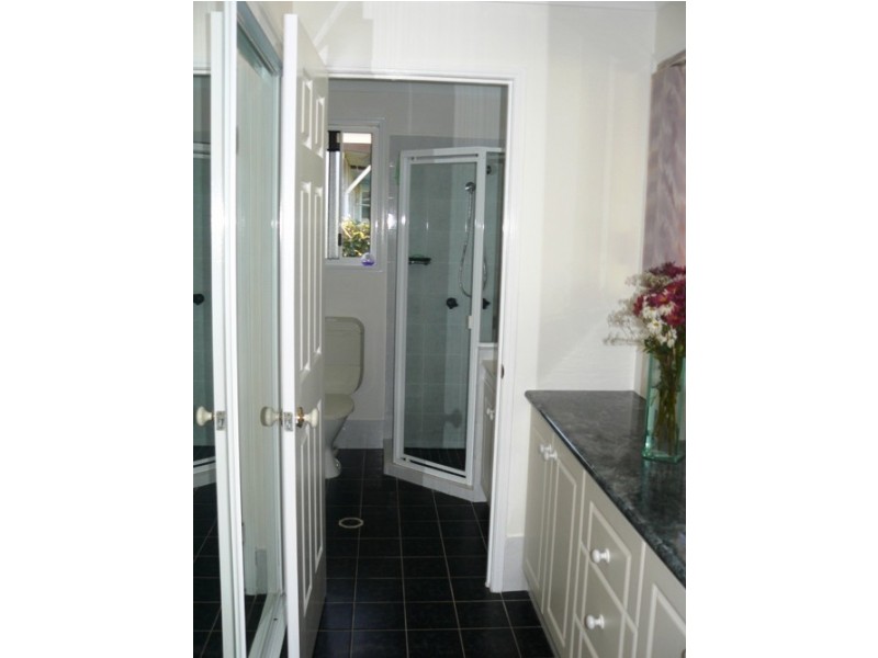 320 Queens Esplande, Birkdale QLD 4159