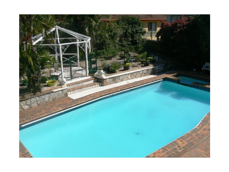 318 Main Road, Wellington Point QLD 4160