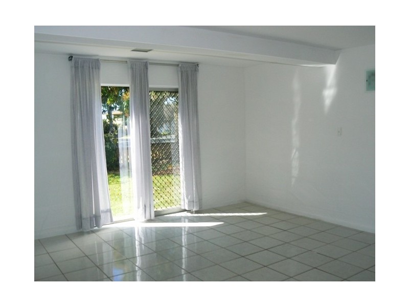 318 Main Road, Wellington Point QLD 4160