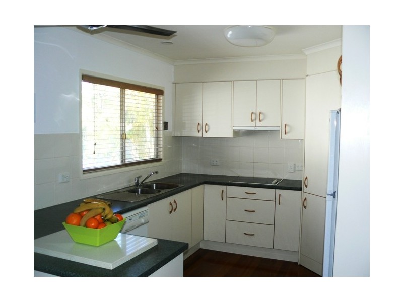 318 Main Road, Wellington Point QLD 4160