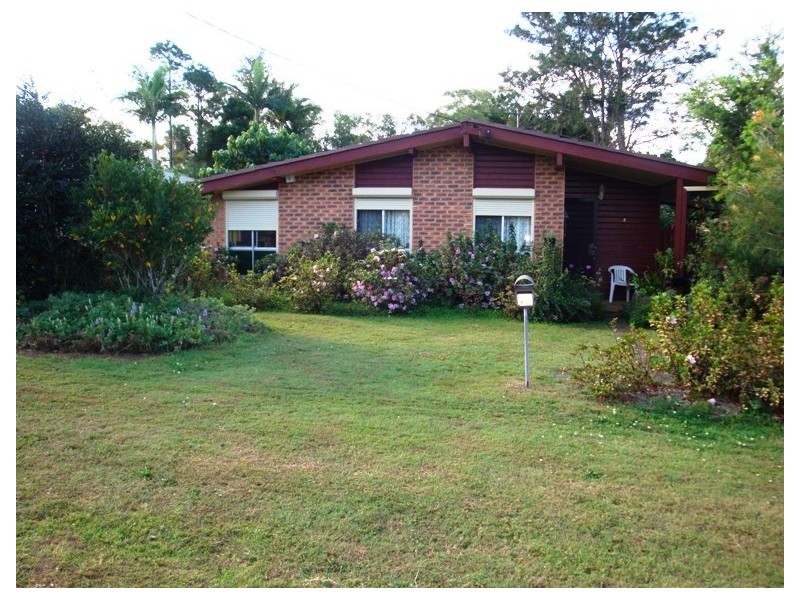 42 Warner Street, Wellington Point QLD 4160