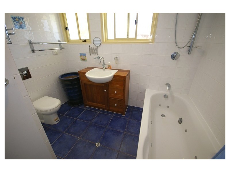 34 Birkdale Road, Birkdale QLD 4159