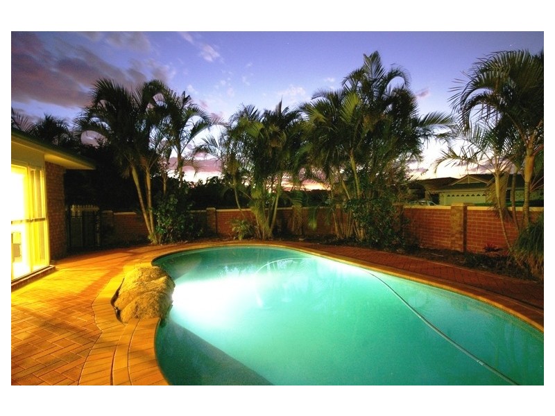 7 Marcel Place, Wellington Point QLD 4160