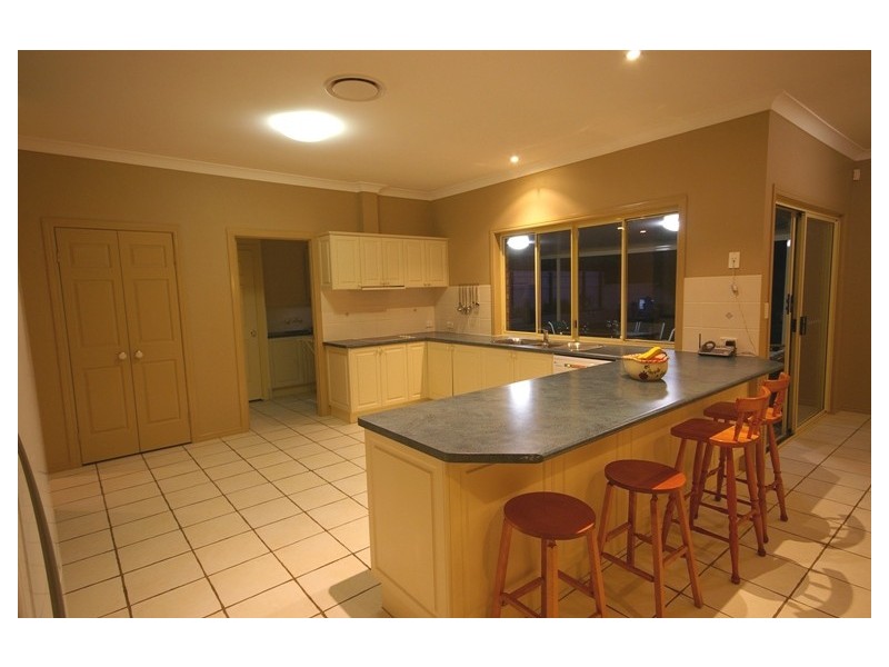 7 Marcel Place, Wellington Point QLD 4160