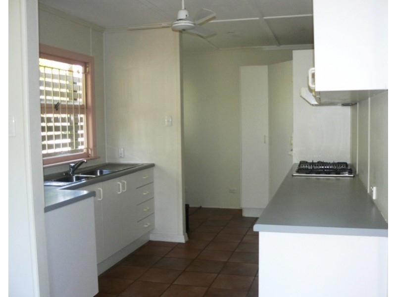 12 Bonniebrae Street, Wynnum West QLD 4178