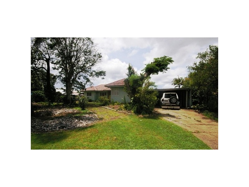 110 Randall Rd, Wynnum West QLD 4178