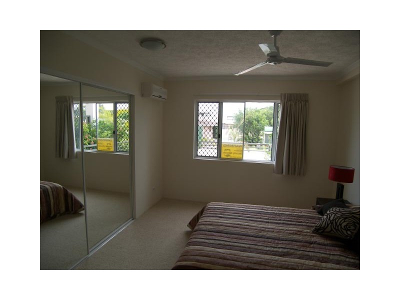 Labrador QLD 4215