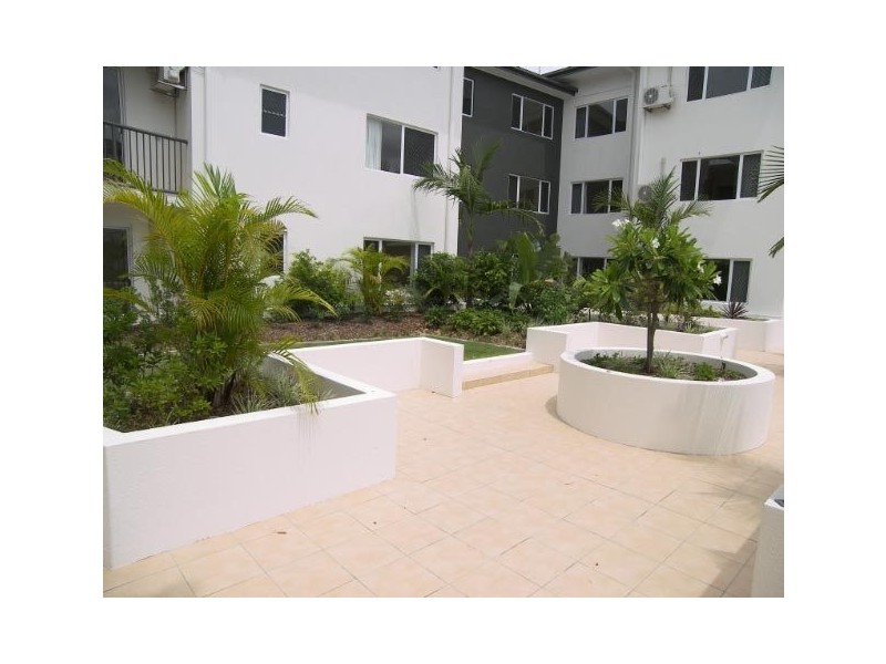 Labrador QLD 4215
