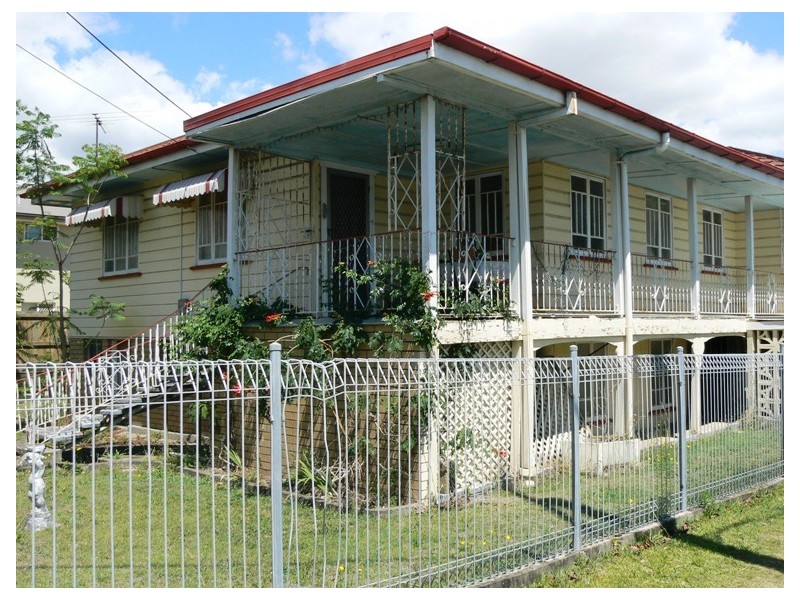 147 Pine Street, Wynnum QLD 4178