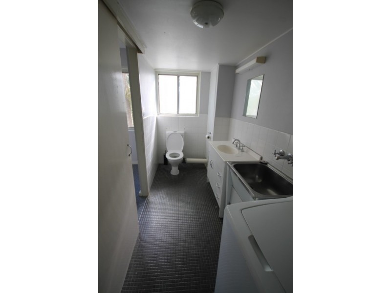 4/22 Leonard Ave, Surfers Paradise QLD 4217