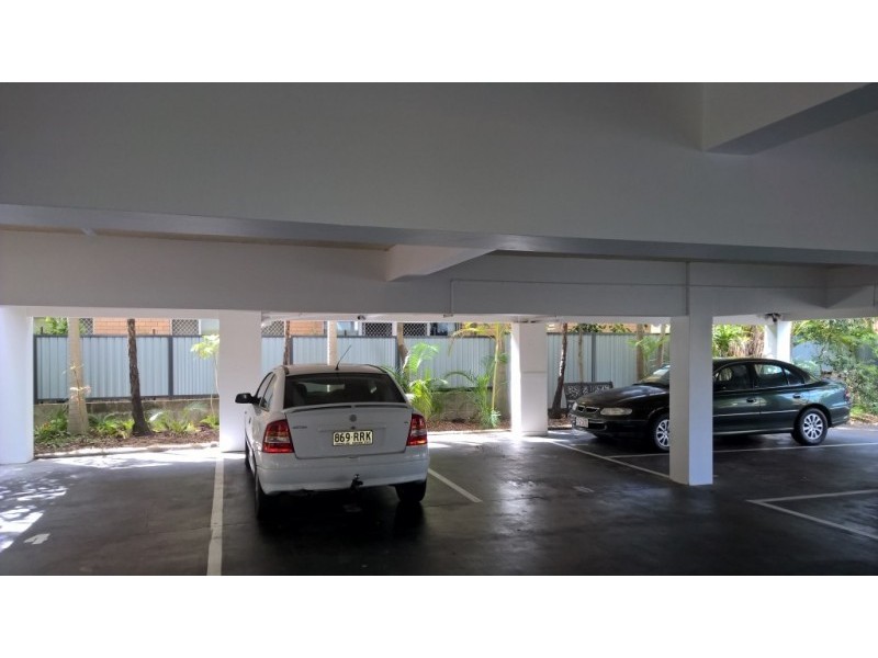 4/22 Leonard Ave, Surfers Paradise QLD 4217