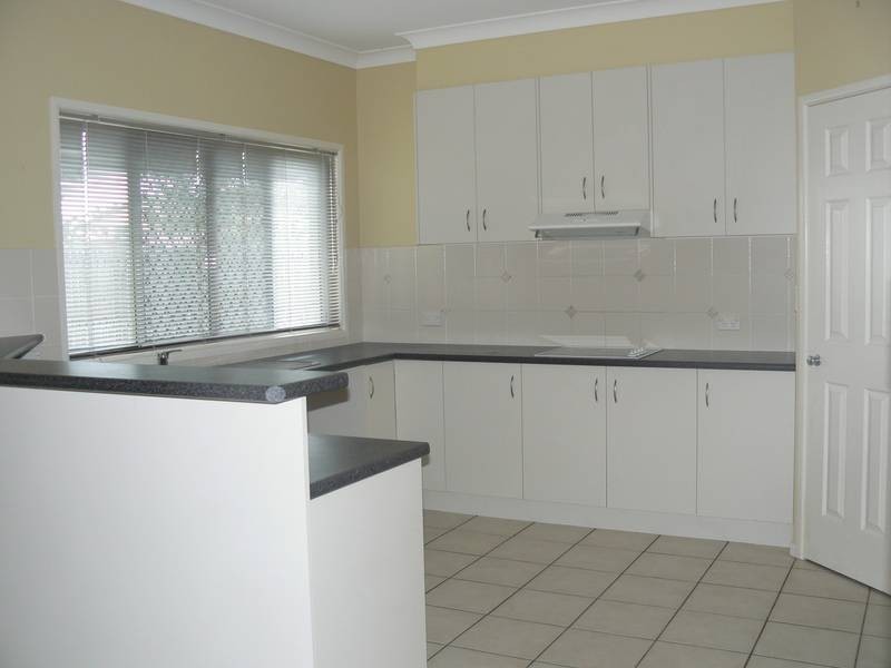 4 Seaside Close, Thorneside QLD 4158