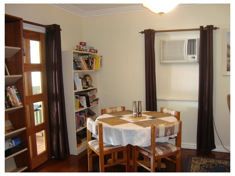 22 Harman Street, Manly QLD 4179