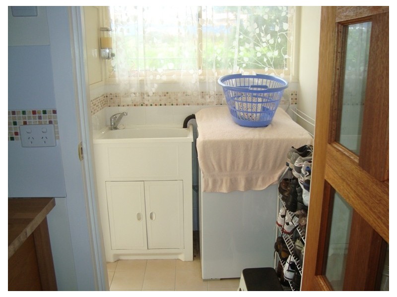 22 Harman Street, Manly QLD 4179