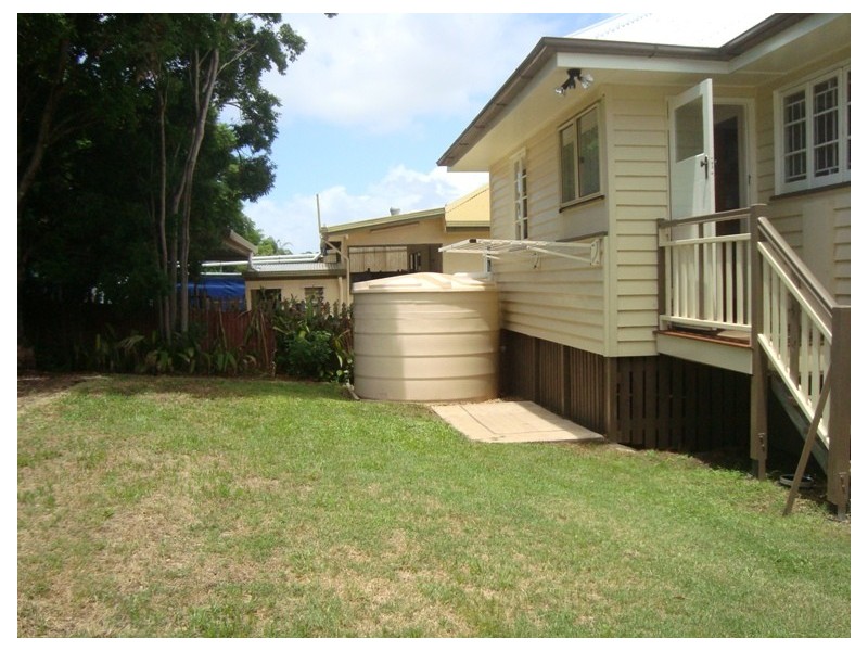 22 Harman Street, Manly QLD 4179