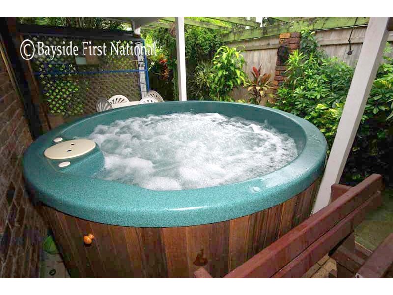 20 Sheena Street, Wellington Point QLD 4160