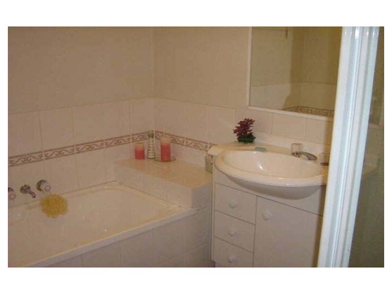 1 Hilltop Place, Banyo QLD 4014