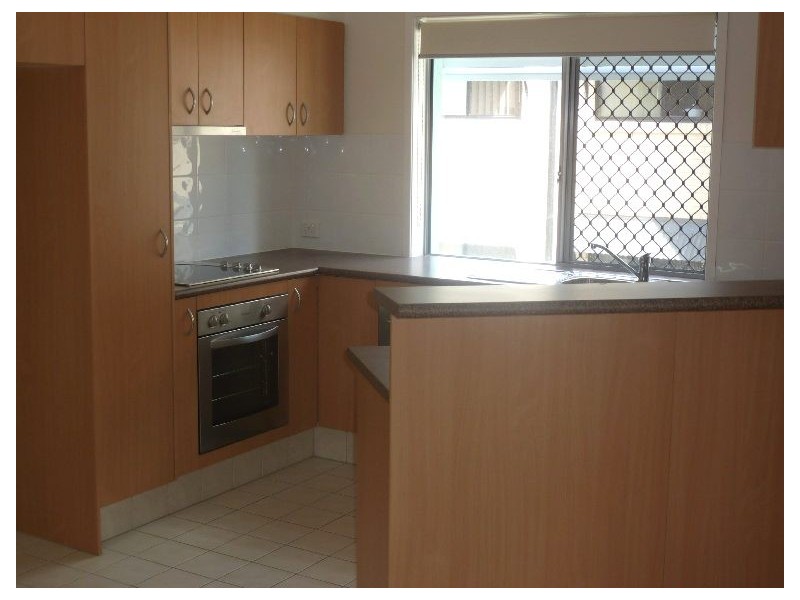 8/52 Queen Street, Southport QLD 4215