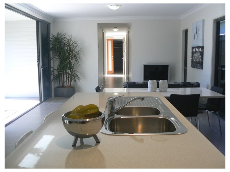 88 Delancey Street, Ormiston QLD 4160