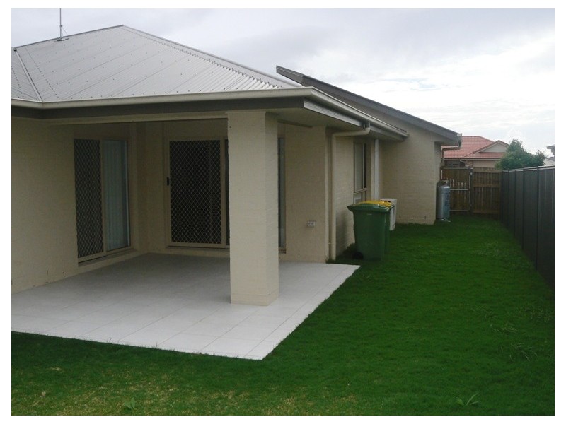 4 Raife Close, Wellington Point QLD 4160