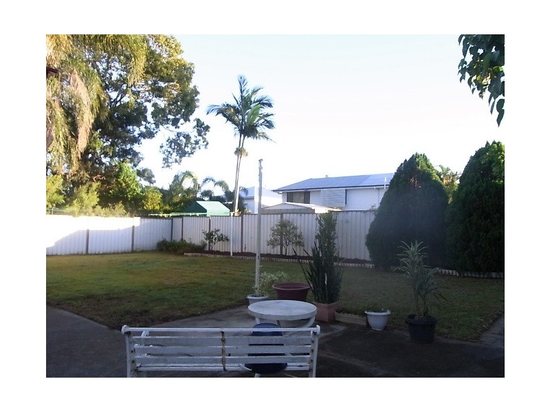 62 Rodney Street, Wynnum West QLD 4178