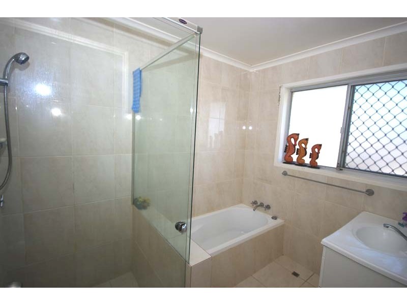 9 Oxford Street, Alexandra Hills QLD 4161