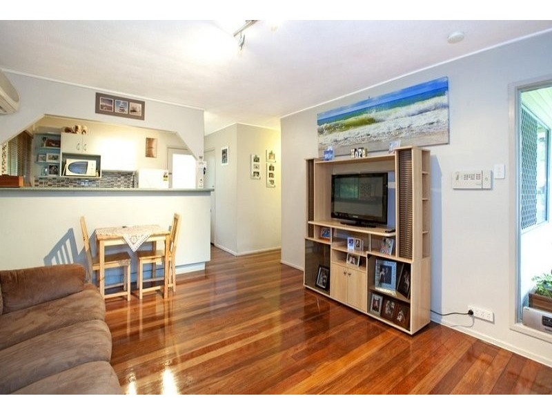 3 Darren Drive, Slacks Creek QLD 4127