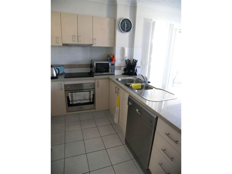 4/11 Clark Street, Biggera Waters QLD 4216