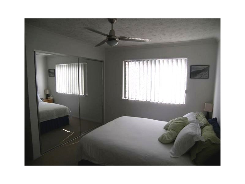 4/11 Clark Street, Biggera Waters QLD 4216