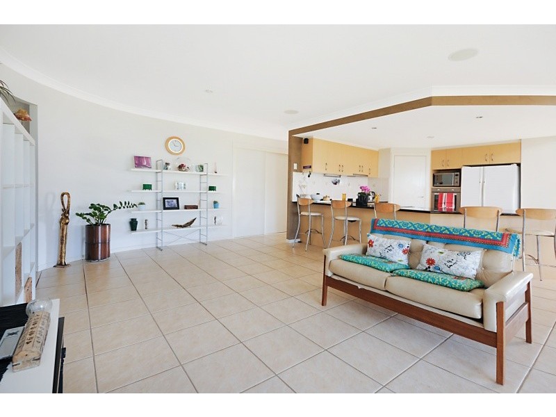 36 Bedarra Street, Redland Bay QLD 4165