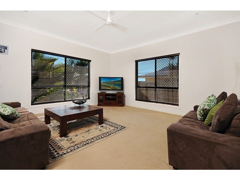 36 Bedarra Street, Redland Bay QLD 4165