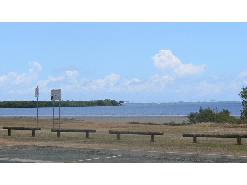 276 Queens Esplanade, Thorneside QLD 4158